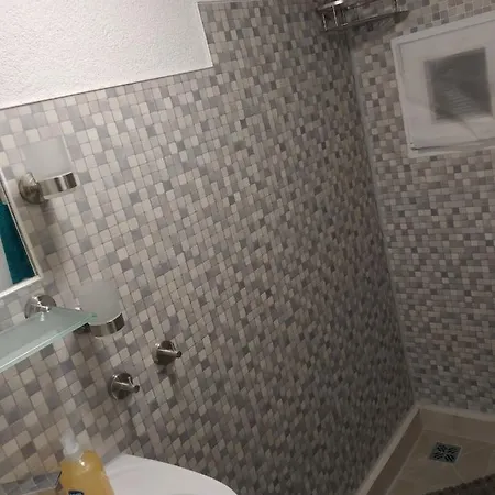 Kleines Gartenhaus Am Mahler Großschirma