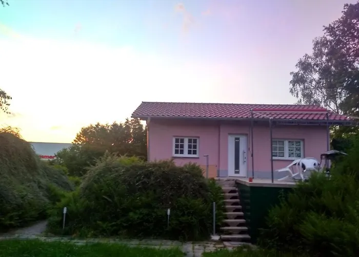 Kleines Gartenhaus Am Mahler شاليه Großschirma